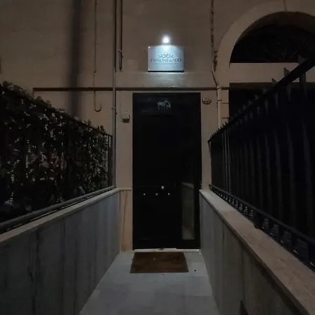 Passione Del Sud فندق مبيت وإفطار *
